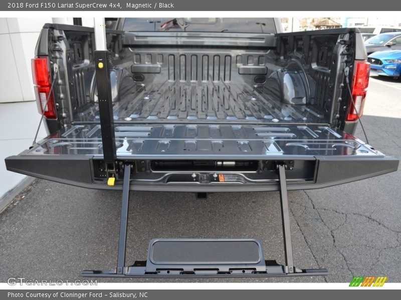 Magnetic / Black 2018 Ford F150 Lariat SuperCrew 4x4