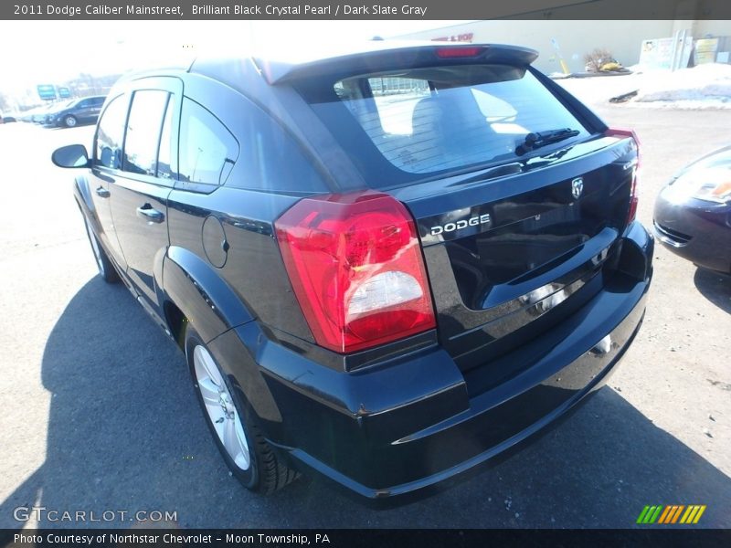Brilliant Black Crystal Pearl / Dark Slate Gray 2011 Dodge Caliber Mainstreet