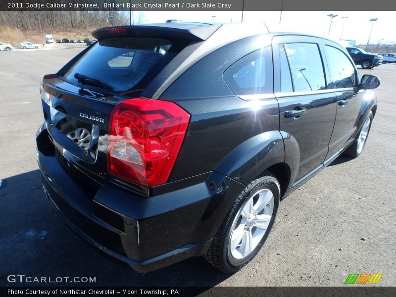 Brilliant Black Crystal Pearl / Dark Slate Gray 2011 Dodge Caliber Mainstreet