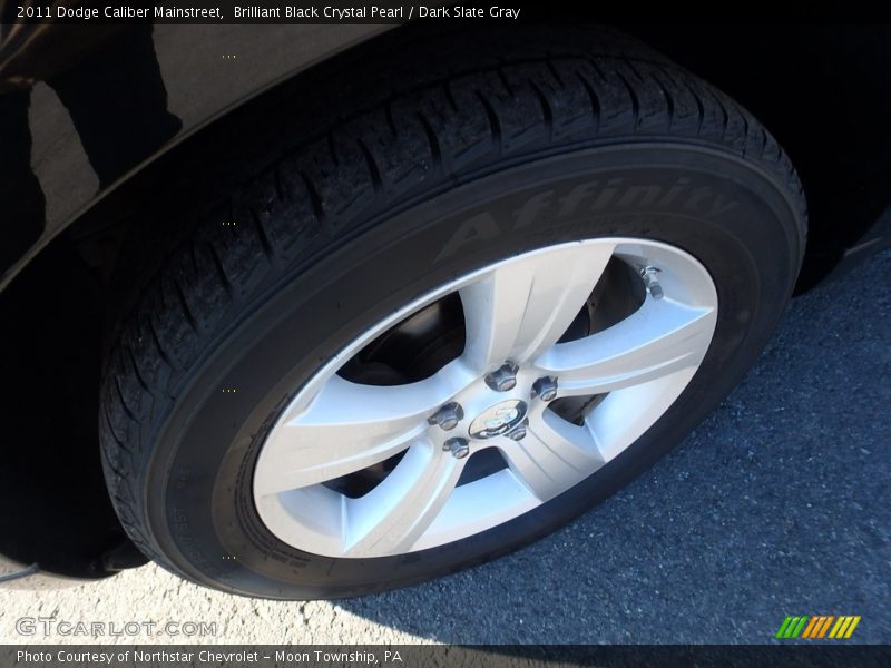 Brilliant Black Crystal Pearl / Dark Slate Gray 2011 Dodge Caliber Mainstreet