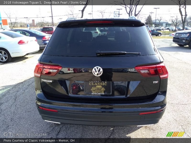 Deep Black Pearl / Storm Gray 2018 Volkswagen Tiguan S
