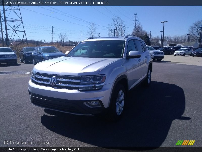 Reflex Silver Metallic / Titan Black 2018 Volkswagen Atlas SEL 4Motion