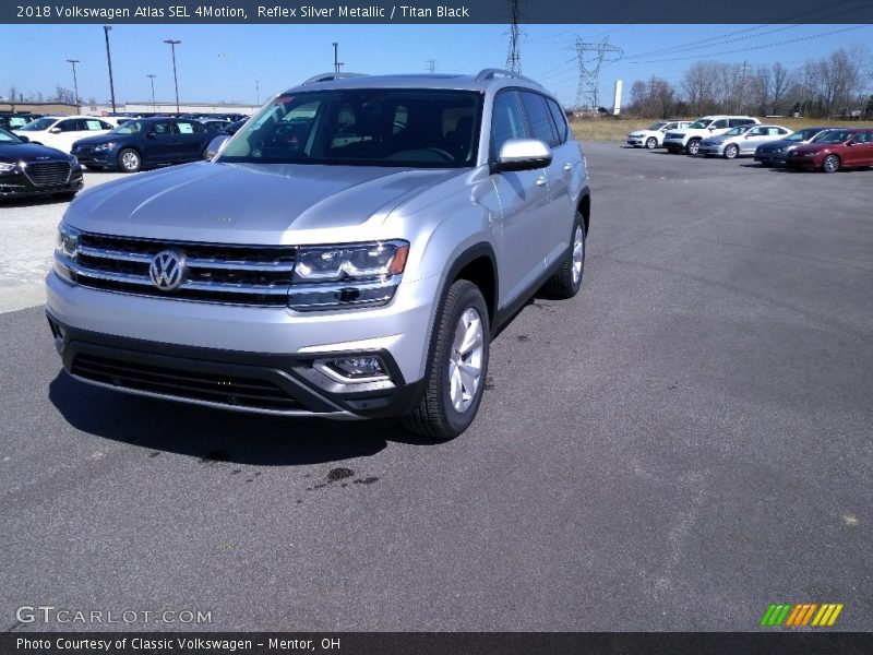 Reflex Silver Metallic / Titan Black 2018 Volkswagen Atlas SEL 4Motion