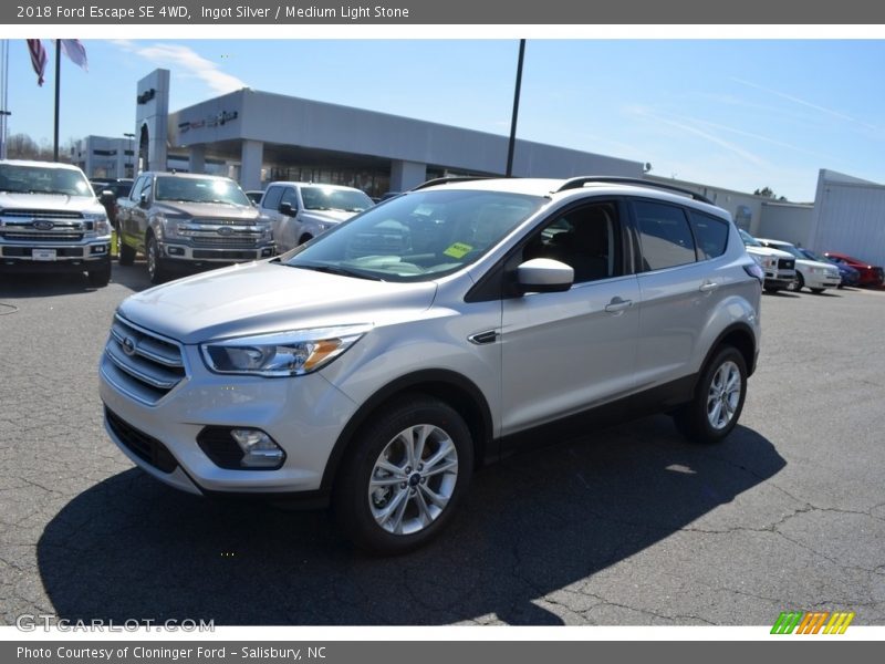 Ingot Silver / Medium Light Stone 2018 Ford Escape SE 4WD