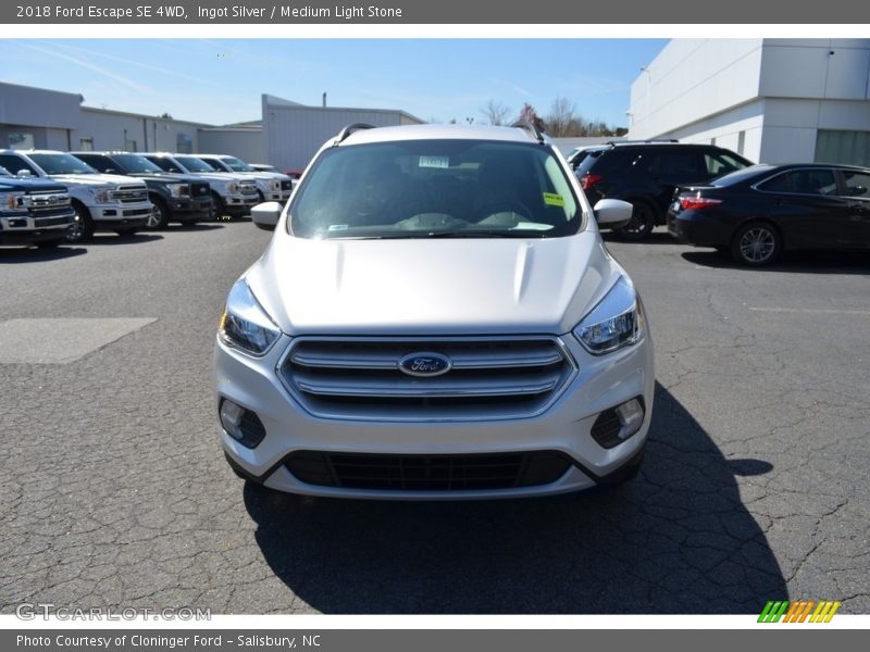 Ingot Silver / Medium Light Stone 2018 Ford Escape SE 4WD