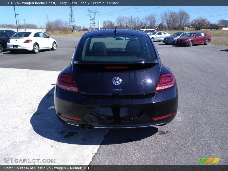 Deep Black Pearl / Ceramique/Black 2018 Volkswagen Beetle Coast