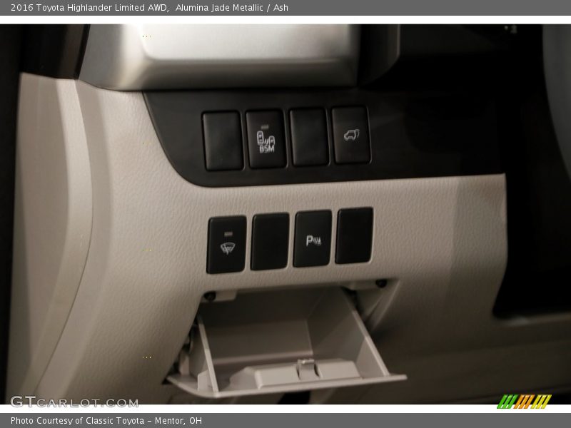 Alumina Jade Metallic / Ash 2016 Toyota Highlander Limited AWD