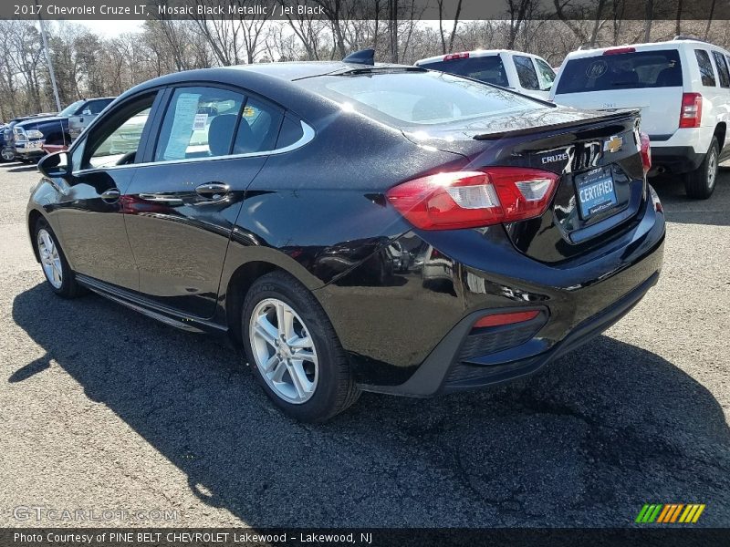 Mosaic Black Metallic / Jet Black 2017 Chevrolet Cruze LT