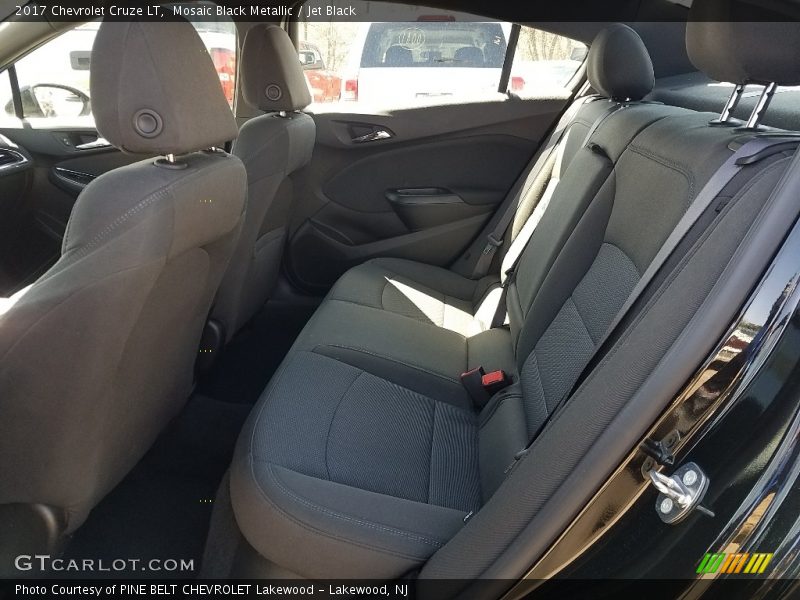 Mosaic Black Metallic / Jet Black 2017 Chevrolet Cruze LT