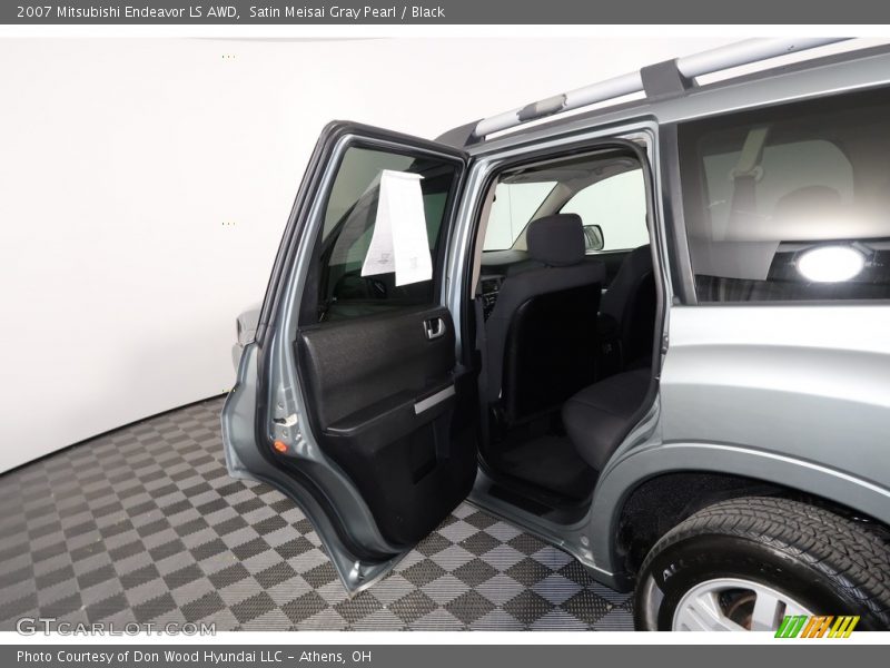 Satin Meisai Gray Pearl / Black 2007 Mitsubishi Endeavor LS AWD