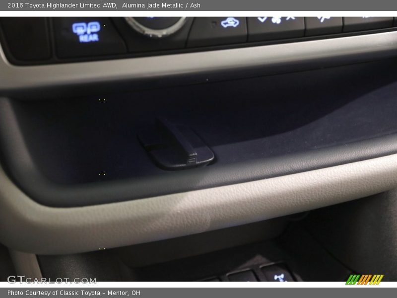 Alumina Jade Metallic / Ash 2016 Toyota Highlander Limited AWD