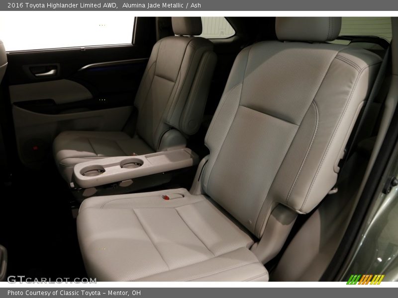 Alumina Jade Metallic / Ash 2016 Toyota Highlander Limited AWD