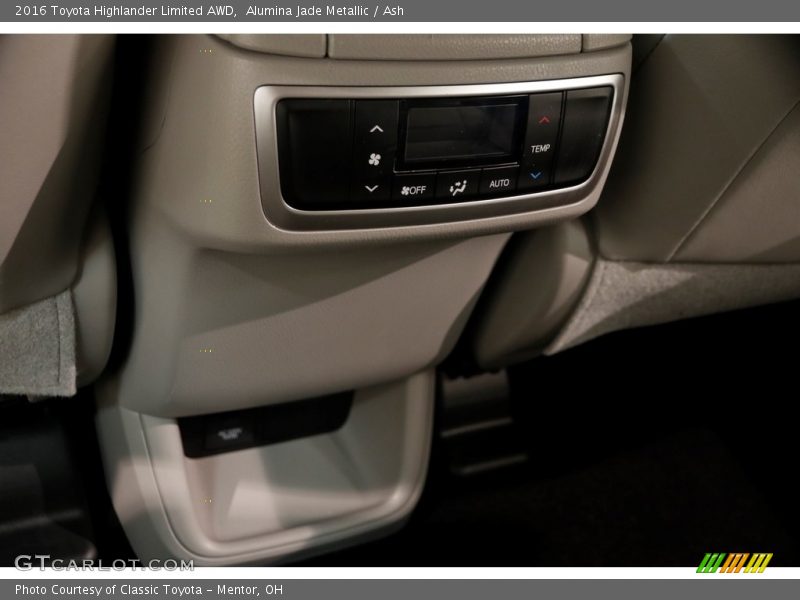 Alumina Jade Metallic / Ash 2016 Toyota Highlander Limited AWD