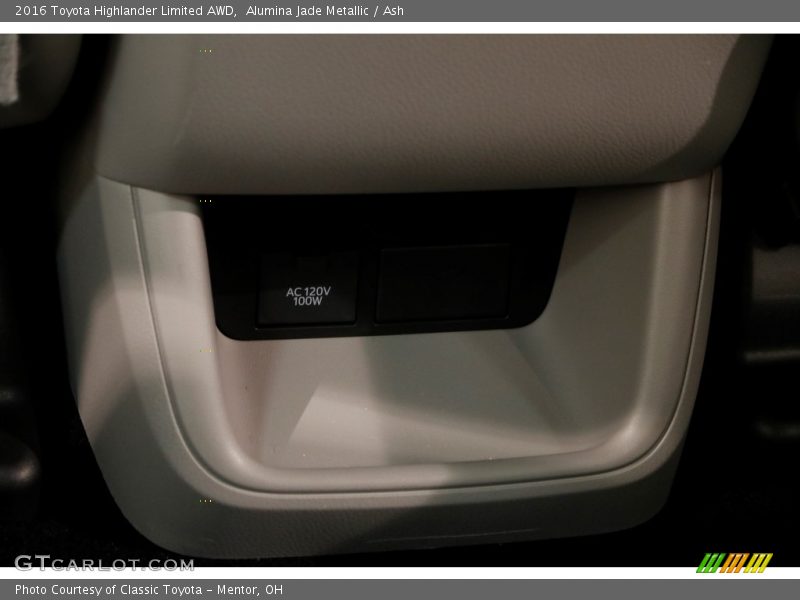 Alumina Jade Metallic / Ash 2016 Toyota Highlander Limited AWD