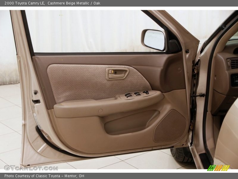 Cashmere Beige Metallic / Oak 2000 Toyota Camry LE