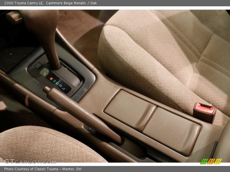 Cashmere Beige Metallic / Oak 2000 Toyota Camry LE