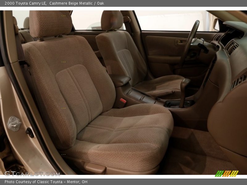 Cashmere Beige Metallic / Oak 2000 Toyota Camry LE