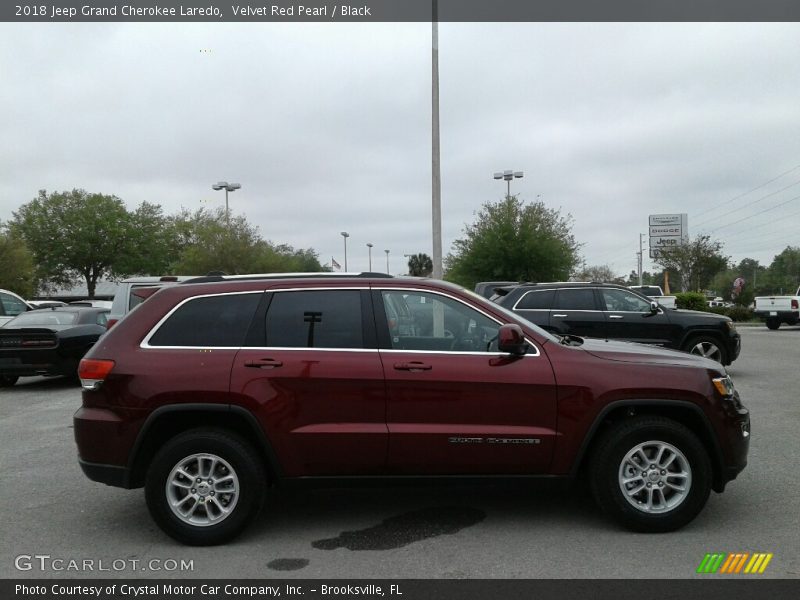 Velvet Red Pearl / Black 2018 Jeep Grand Cherokee Laredo