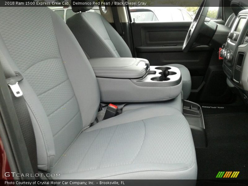Delmonico Red Pearl / Black/Diesel Gray 2018 Ram 1500 Express Crew Cab