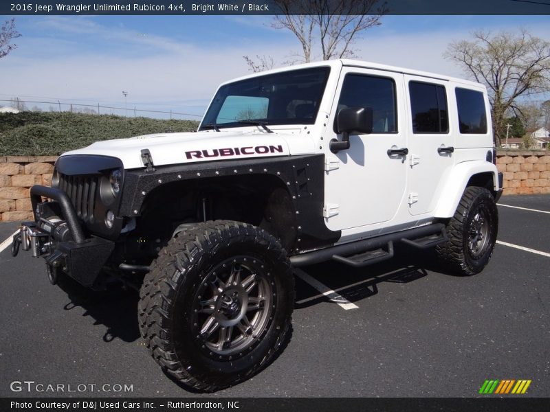 Bright White / Black 2016 Jeep Wrangler Unlimited Rubicon 4x4