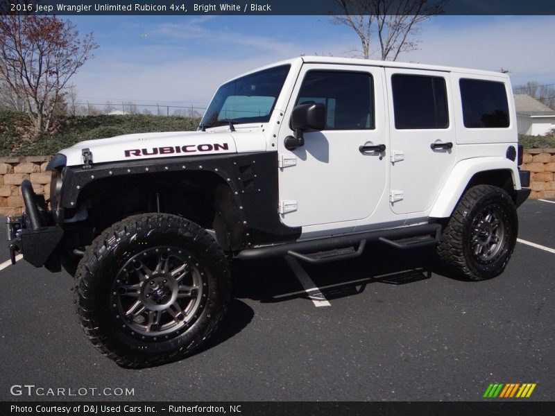 Bright White / Black 2016 Jeep Wrangler Unlimited Rubicon 4x4