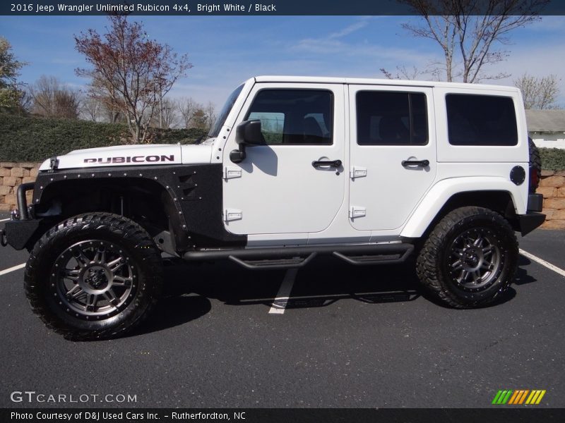 Bright White / Black 2016 Jeep Wrangler Unlimited Rubicon 4x4