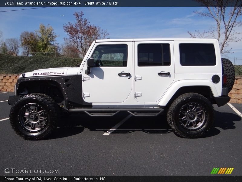 Bright White / Black 2016 Jeep Wrangler Unlimited Rubicon 4x4