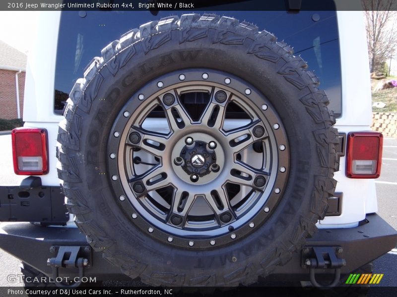 Bright White / Black 2016 Jeep Wrangler Unlimited Rubicon 4x4