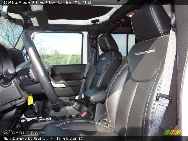 Bright White / Black 2016 Jeep Wrangler Unlimited Rubicon 4x4
