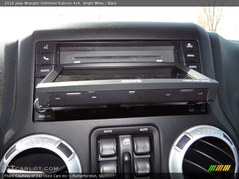 Bright White / Black 2016 Jeep Wrangler Unlimited Rubicon 4x4
