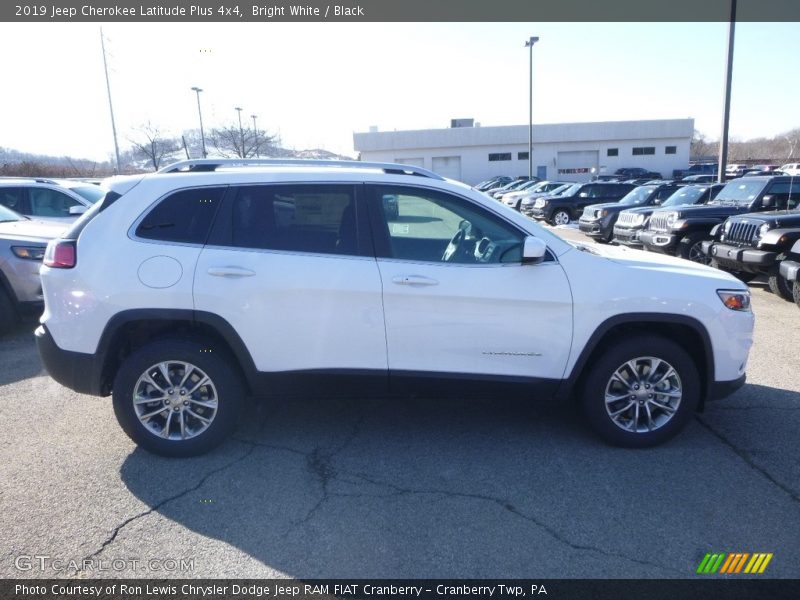 Bright White / Black 2019 Jeep Cherokee Latitude Plus 4x4