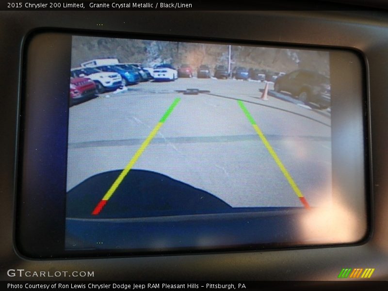 Granite Crystal Metallic / Black/Linen 2015 Chrysler 200 Limited