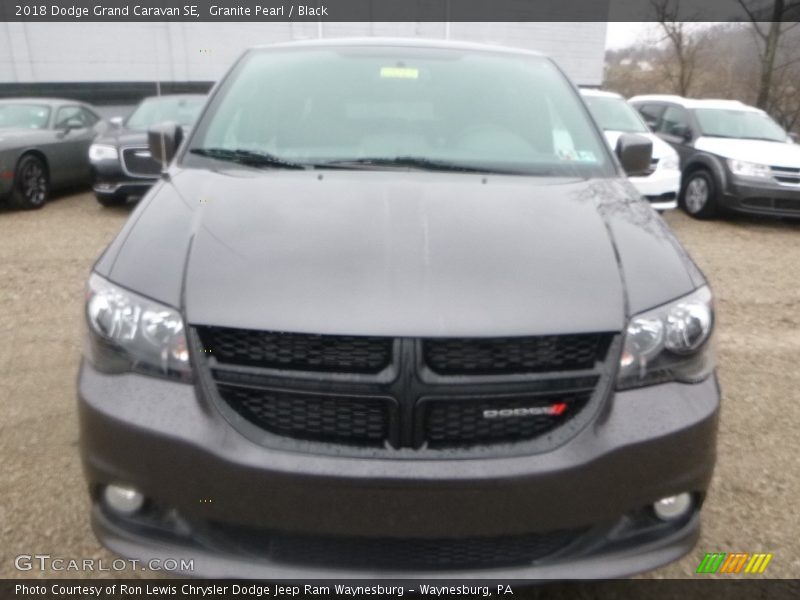 Granite Pearl / Black 2018 Dodge Grand Caravan SE