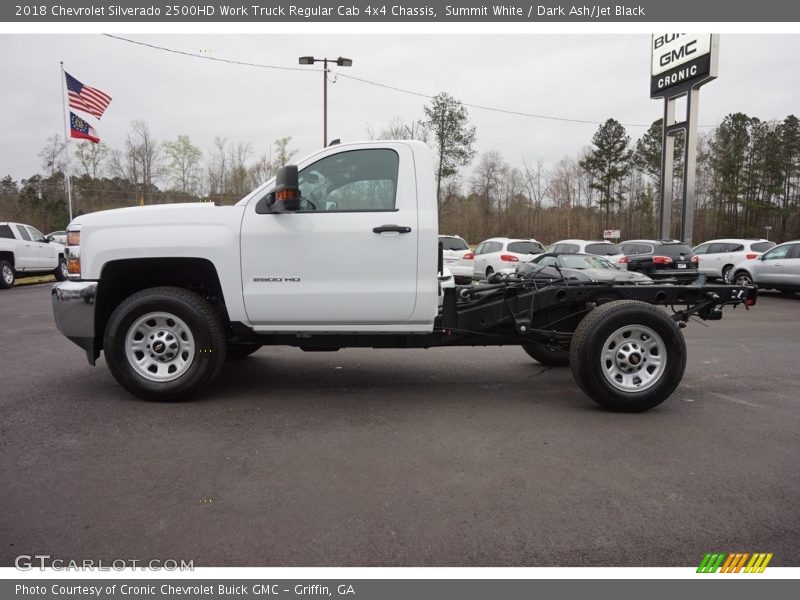 Summit White / Dark Ash/Jet Black 2018 Chevrolet Silverado 2500HD Work Truck Regular Cab 4x4 Chassis