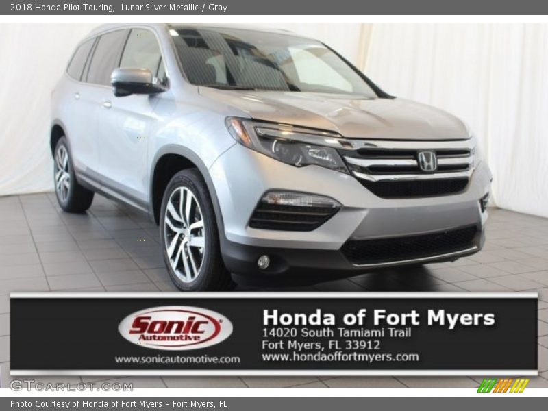 Lunar Silver Metallic / Gray 2018 Honda Pilot Touring