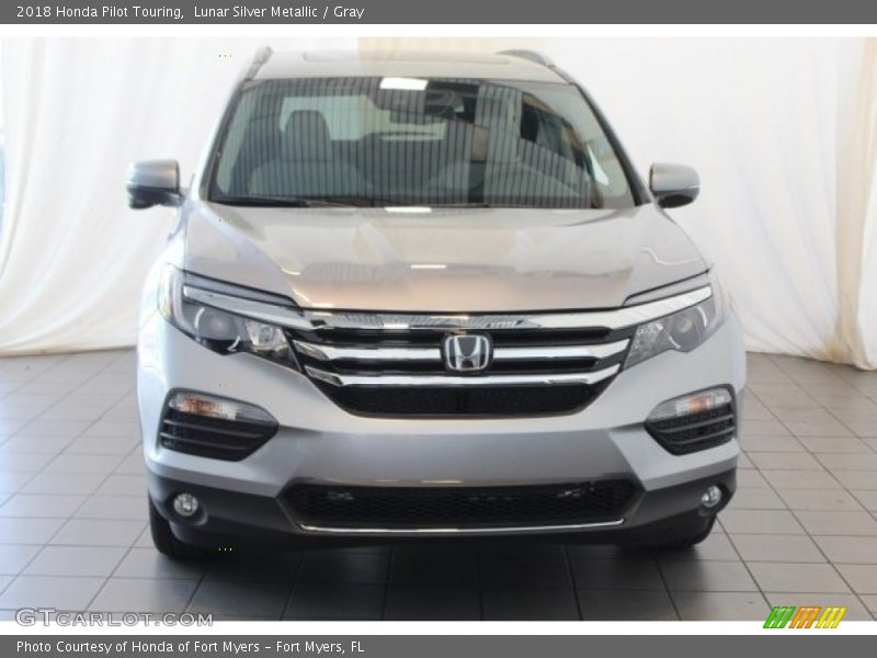Lunar Silver Metallic / Gray 2018 Honda Pilot Touring