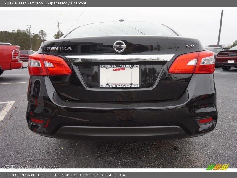 Super Black / Charcoal 2017 Nissan Sentra SV