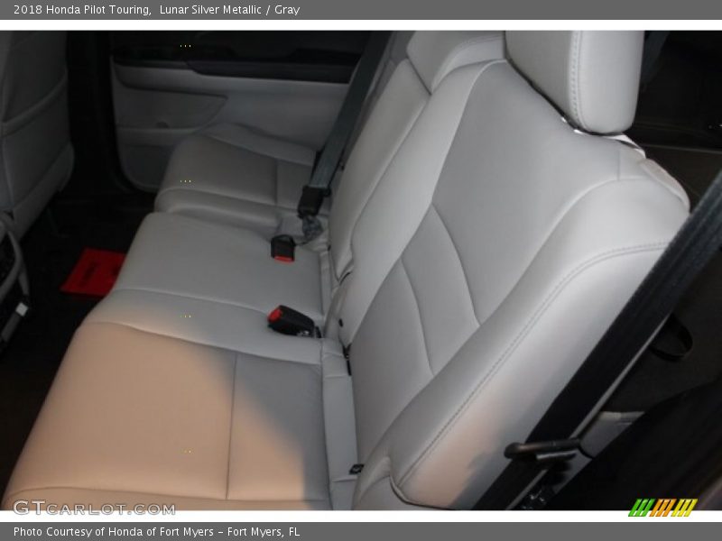 Lunar Silver Metallic / Gray 2018 Honda Pilot Touring