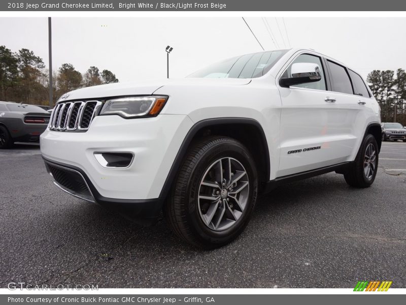 Bright White / Black/Light Frost Beige 2018 Jeep Grand Cherokee Limited