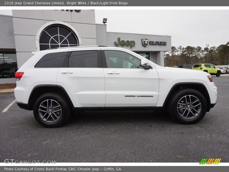 Bright White / Black/Light Frost Beige 2018 Jeep Grand Cherokee Limited