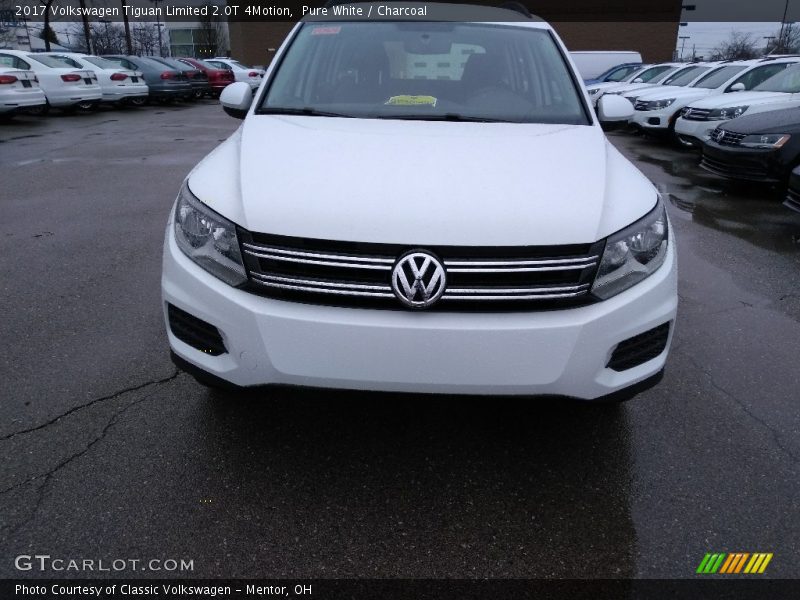 Pure White / Charcoal 2017 Volkswagen Tiguan Limited 2.0T 4Motion