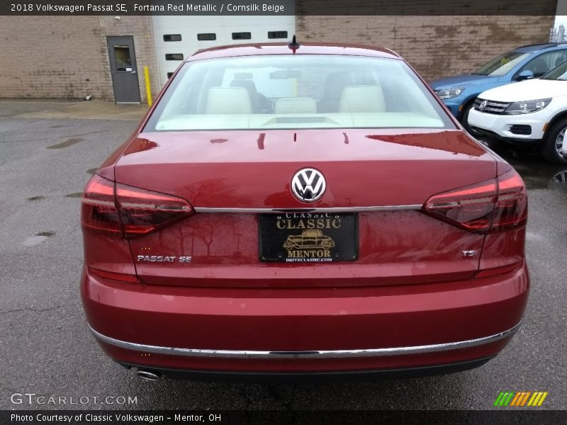 Fortana Red Metallic / Cornsilk Beige 2018 Volkswagen Passat SE