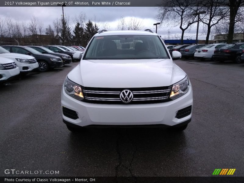 Pure White / Charcoal 2017 Volkswagen Tiguan Limited 2.0T 4Motion