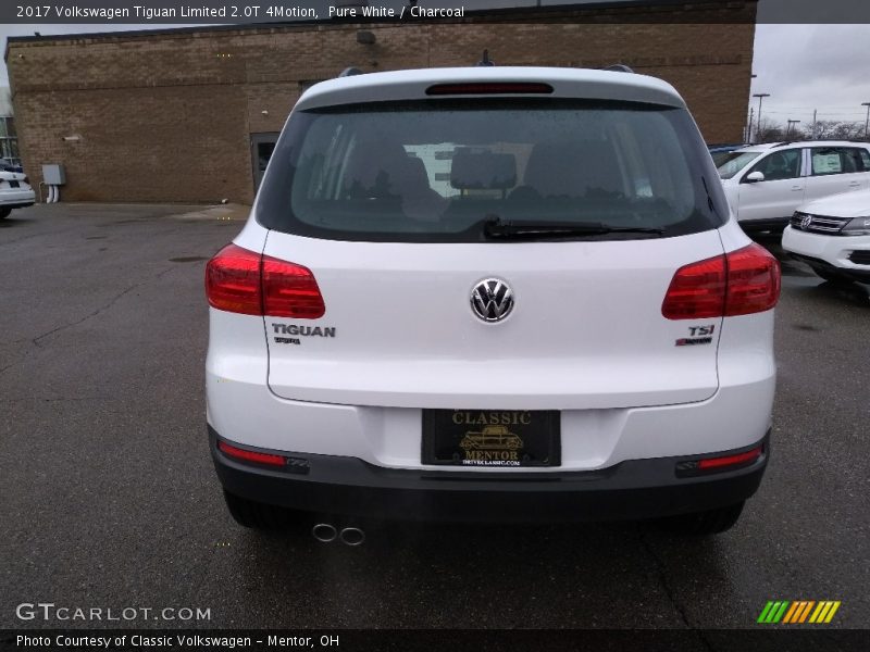 Pure White / Charcoal 2017 Volkswagen Tiguan Limited 2.0T 4Motion