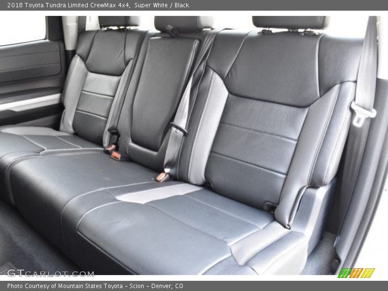 Super White / Black 2018 Toyota Tundra Limited CrewMax 4x4