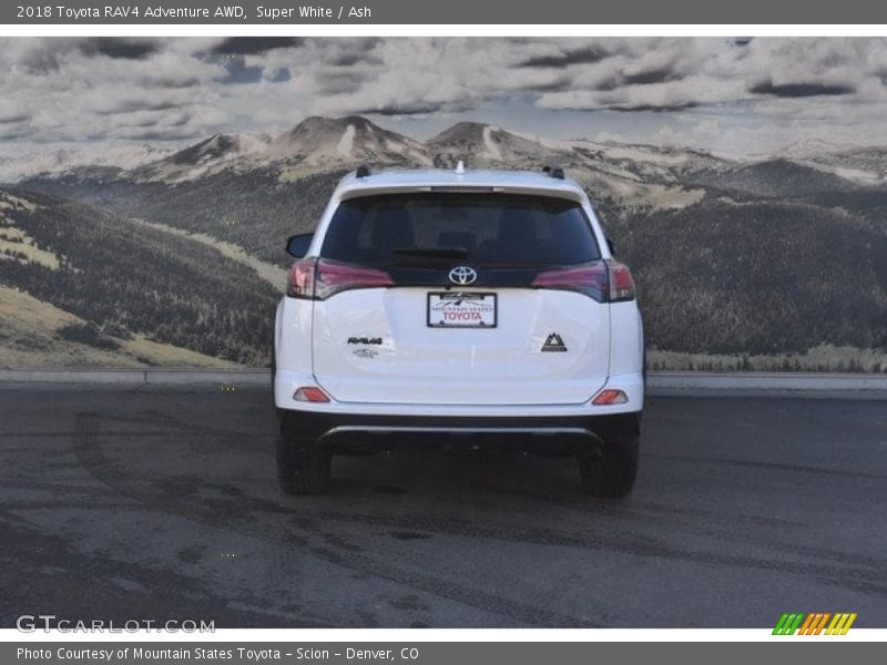 Super White / Ash 2018 Toyota RAV4 Adventure AWD