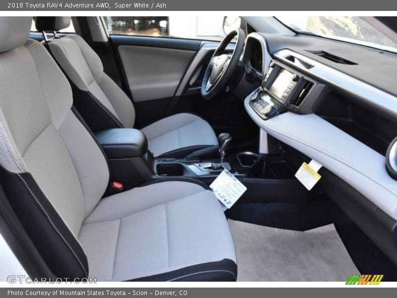 Super White / Ash 2018 Toyota RAV4 Adventure AWD