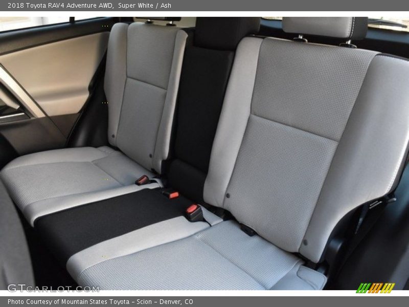 Super White / Ash 2018 Toyota RAV4 Adventure AWD
