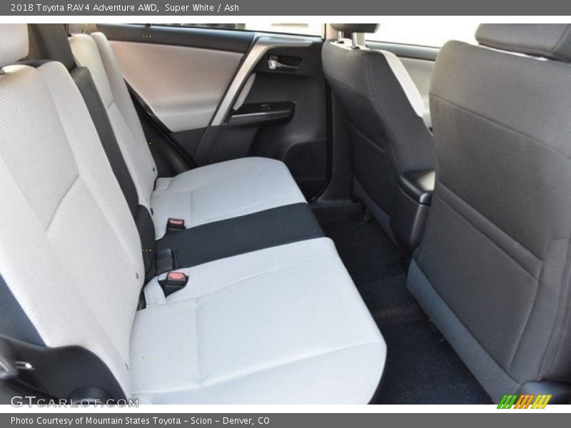 Super White / Ash 2018 Toyota RAV4 Adventure AWD