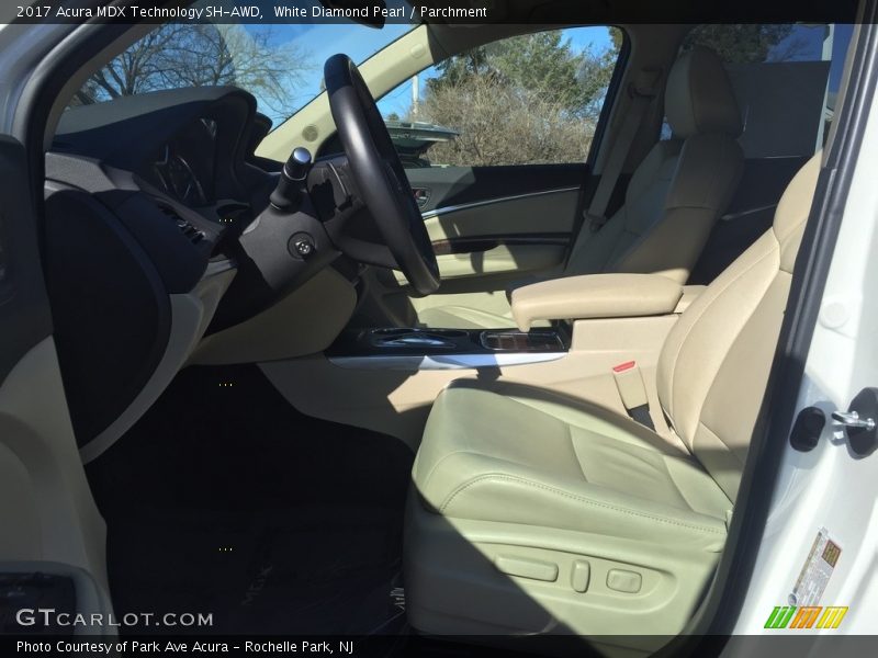 White Diamond Pearl / Parchment 2017 Acura MDX Technology SH-AWD